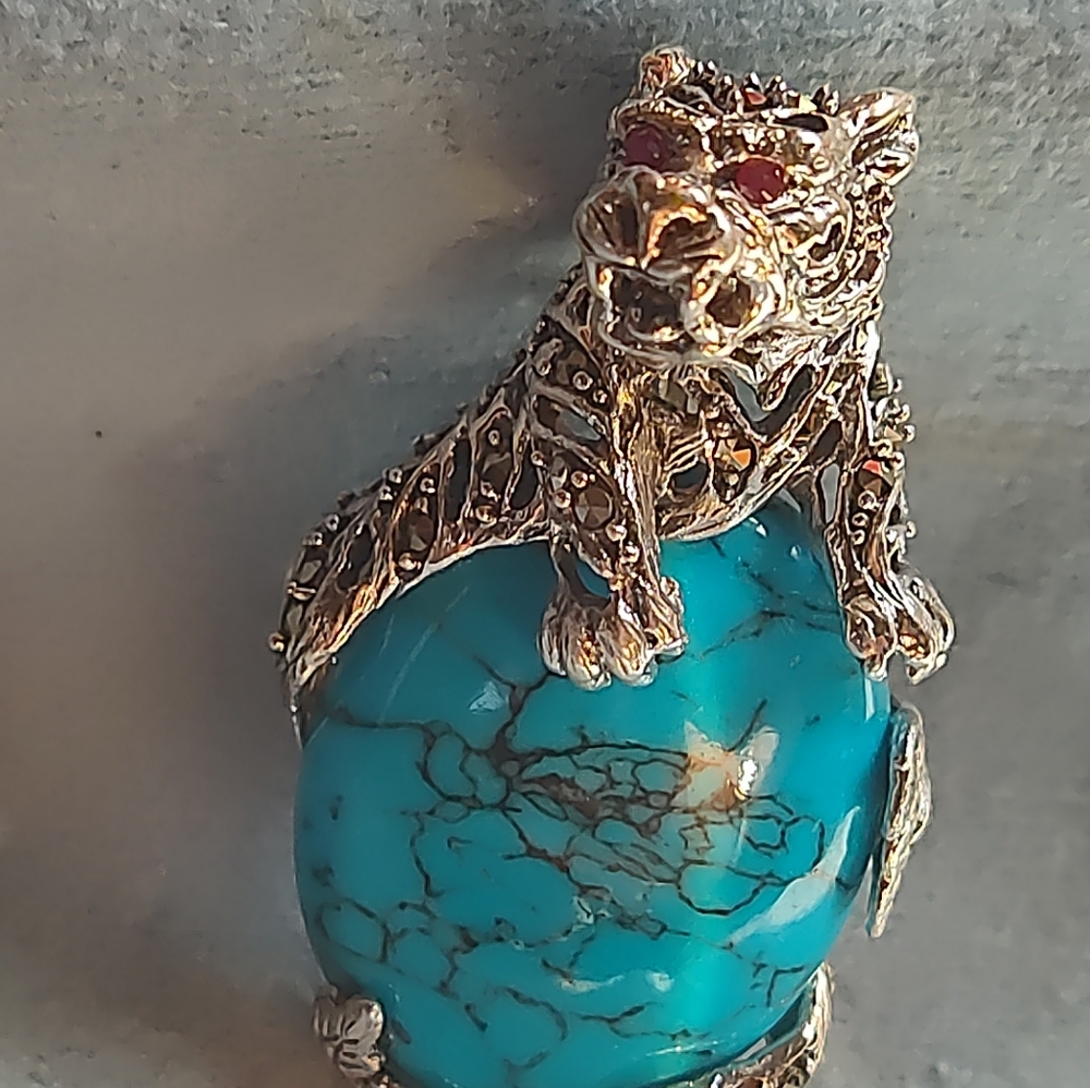 Silver tourquise genuine Ruby Tiger pendant. Big Stone
